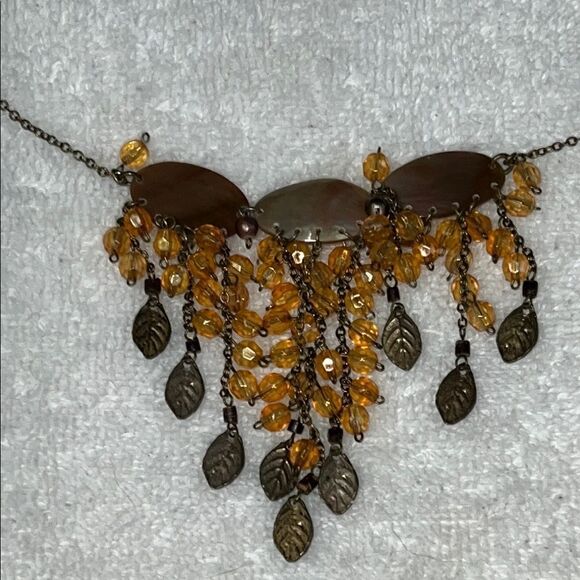 Elegant Gold and Brown Leaf Necklace - Picture 2 of 2